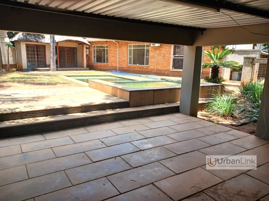 4 Bedroom Property for Sale in Safari Gardens North West